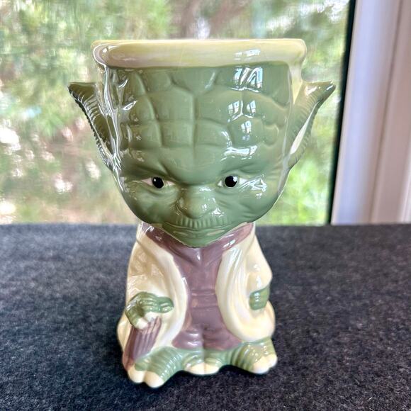 Star Wars Yoda Ceramic Mug by Galerie – 6” Tall Collectible Cup - Picture 1 of 10